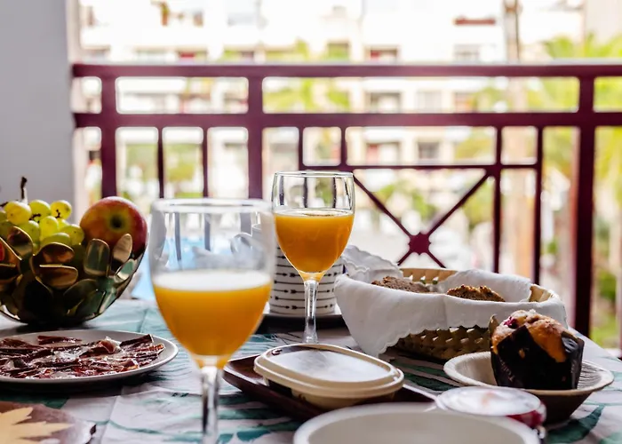 Daire Mambo Palm-mar